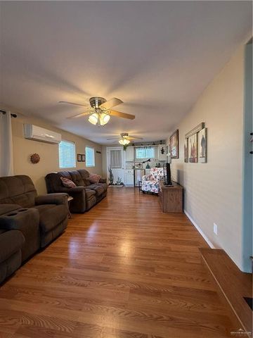 2409 Starling W Circle, Palmview, TX 78572