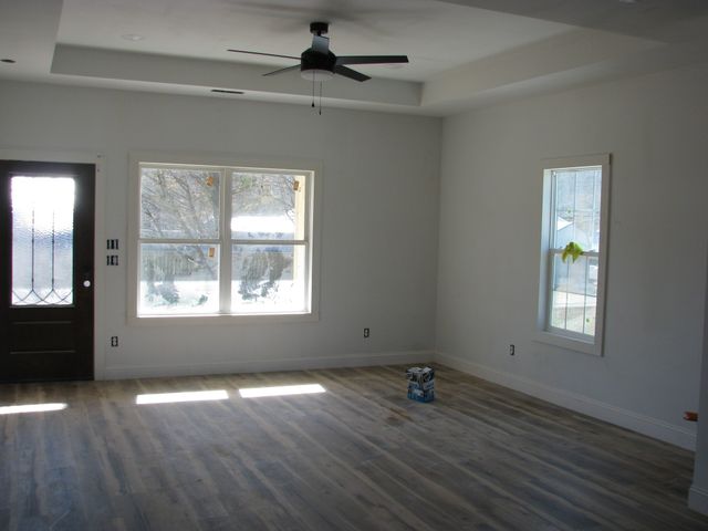 209 Armstrong St, Waverly, TN 37185