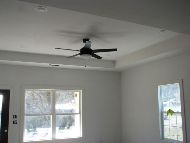 209 Armstrong St, Waverly, TN 37185