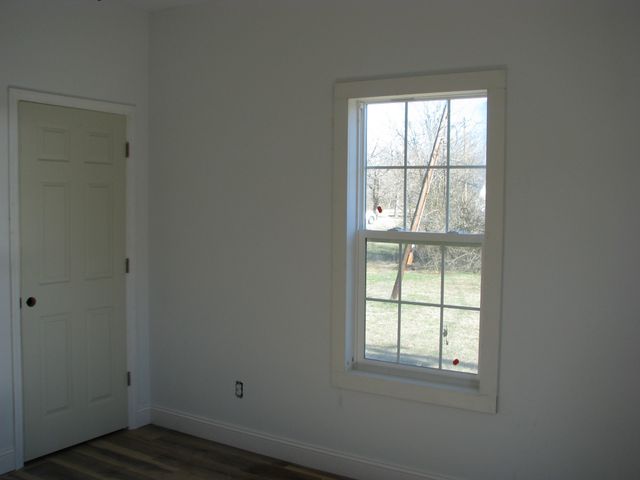 209 Armstrong St, Waverly, TN 37185