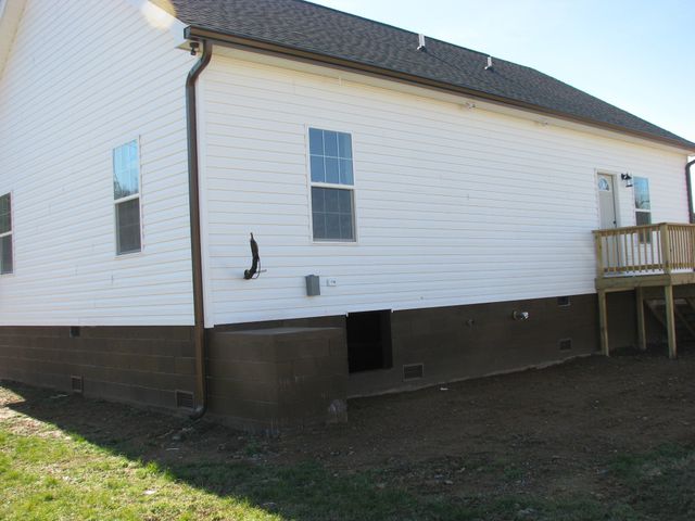 209 Armstrong St, Waverly, TN 37185