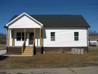 209 Armstrong St, Waverly, TN 37185