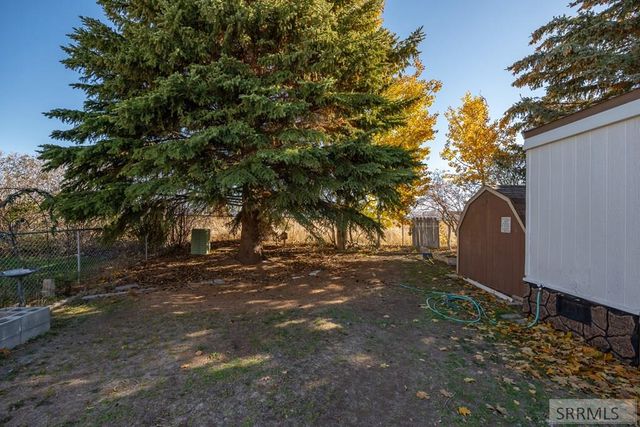 2230 Whispering Pines Drive, Idaho Falls, ID 83401
