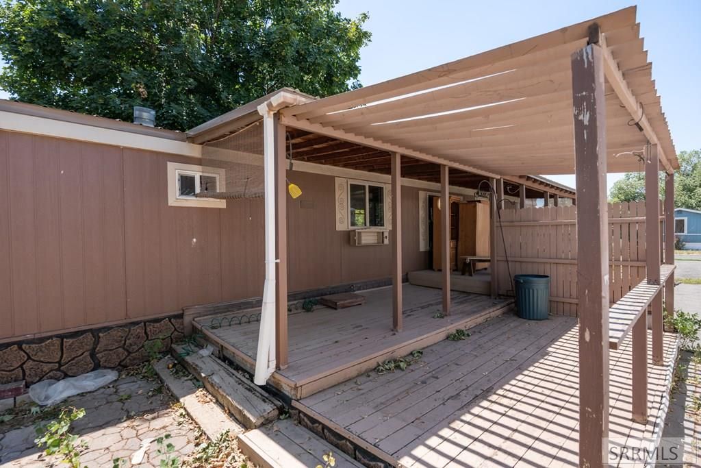 Image 17 of property listing at 2230 Whispering Pines Drive, Idaho Falls, ID 83401