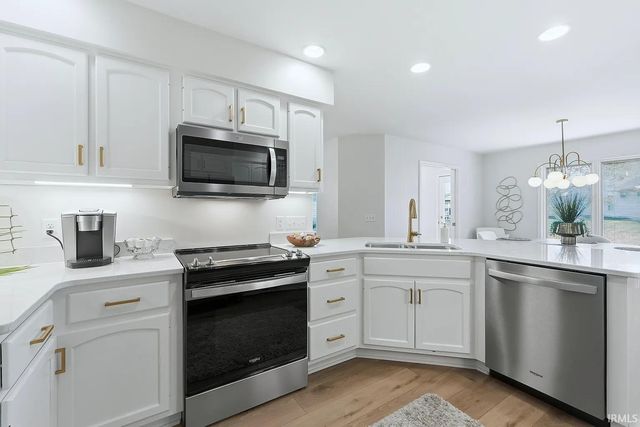 9515 Shadecreek Place, Fort Wayne, IN 46835