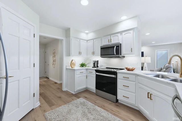 9515 Shadecreek Place, Fort Wayne, IN 46835