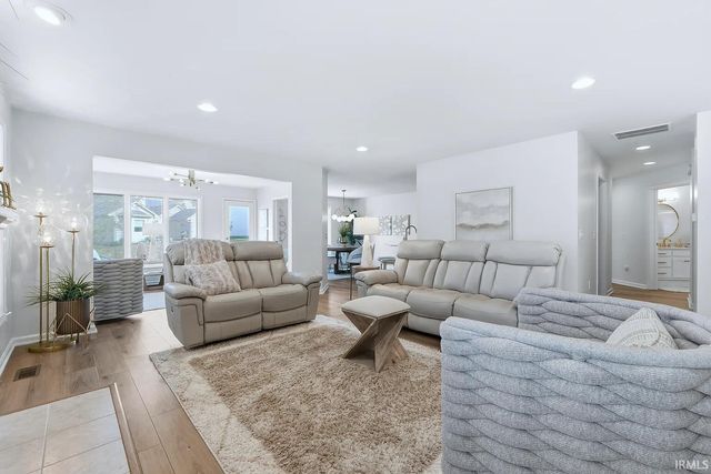 9515 Shadecreek Place, Fort Wayne, IN 46835