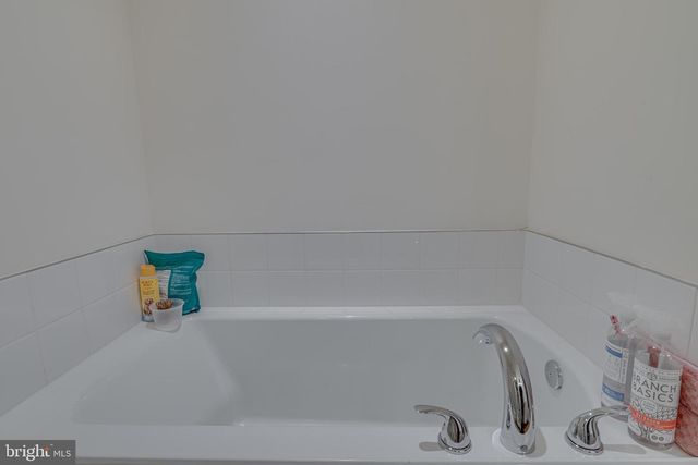 48 ORCHARD GREEN, Charles Town, WV 25414