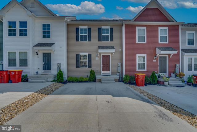 48 ORCHARD GREEN, Charles Town, WV 25414