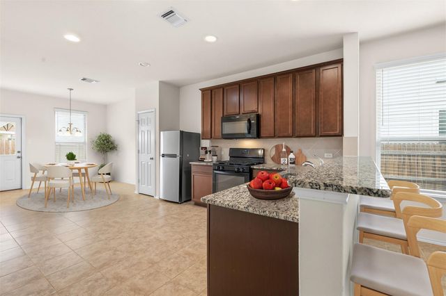 245 La Dera DR, Liberty Hill, TX 78642