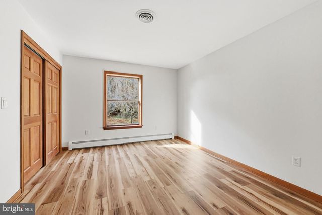 1005 OXFORD RD, Lincoln University, PA 19352