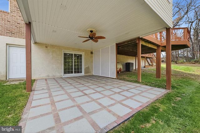 1005 OXFORD RD, Lincoln University, PA 19352