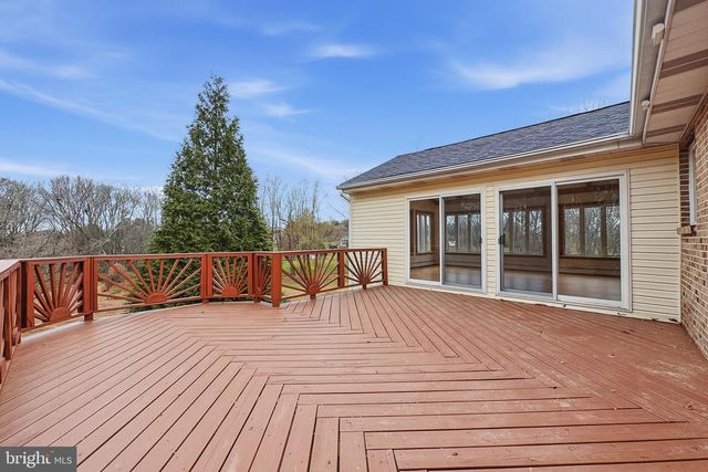 1005 OXFORD RD, Lincoln University, PA 19352