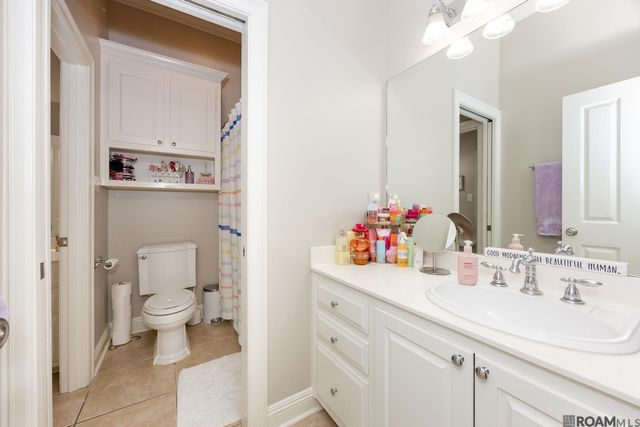 13591 Lakeway Dr, Prairieville, LA 70769