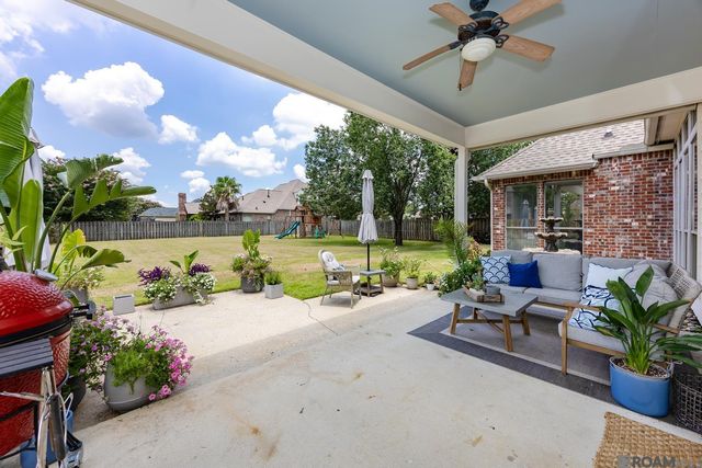 13591 Lakeway Dr, Prairieville, LA 70769