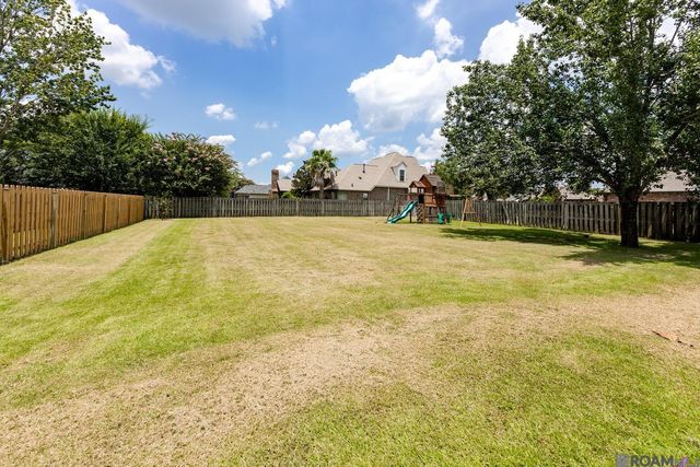 13591 Lakeway Dr, Prairieville, LA 70769