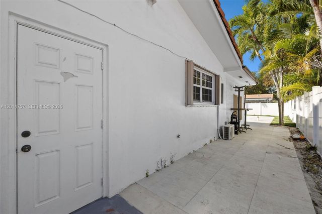 3460 N 46th Ave, Hollywood, FL 33021
