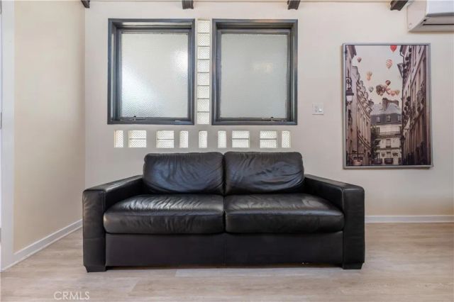 6221 Agnes Avenue, North Hollywood, CA 91606