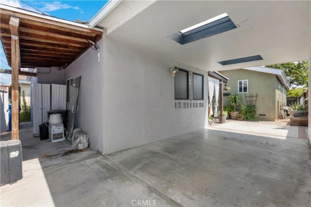 6221 Agnes Avenue, North Hollywood, CA 91606