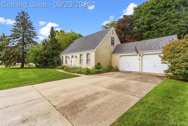 3121 Kings Brook Drive, Flushing, MI 48433