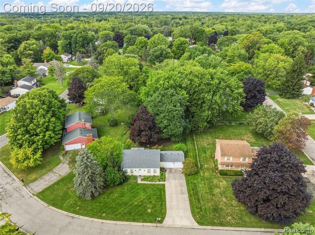 3121 Kings Brook Drive, Flushing, MI 48433