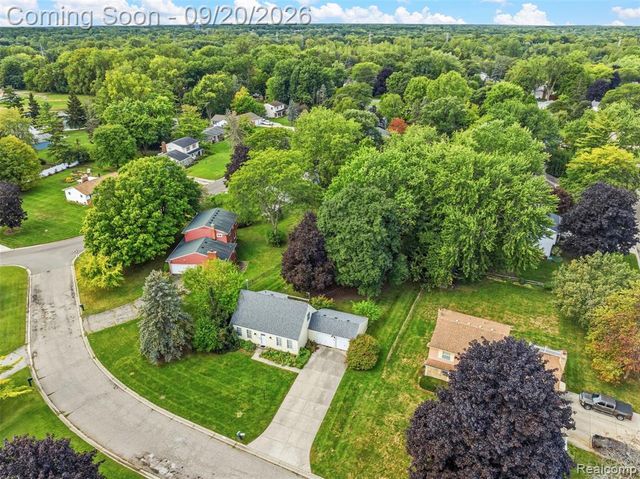 3121 Kings Brook Drive, Flushing, MI 48433