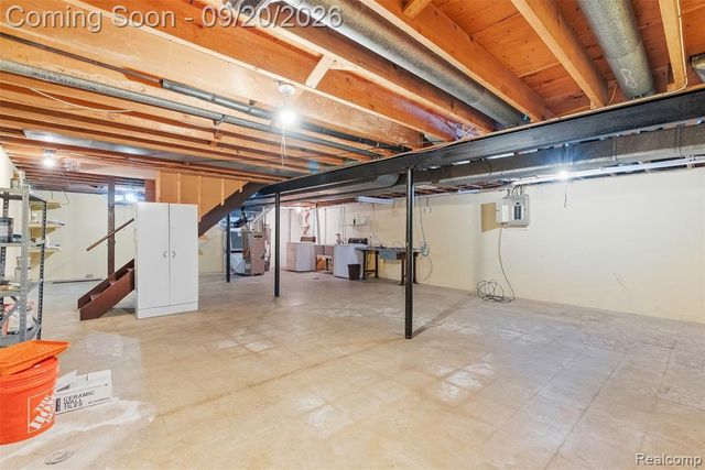 3121 Kings Brook Drive, Flushing, MI 48433