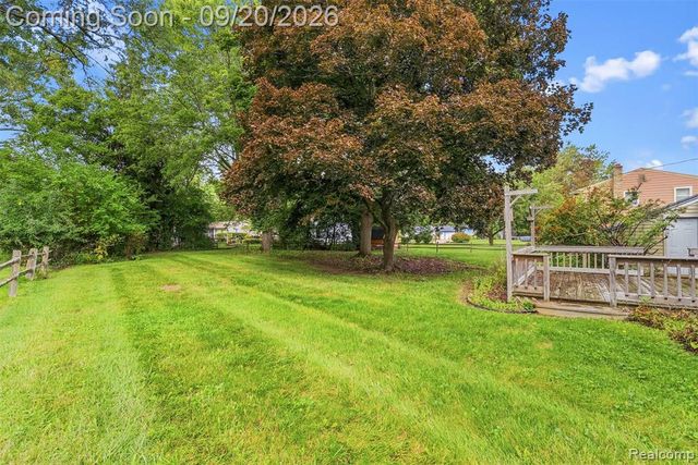 3121 Kings Brook Drive, Flushing, MI 48433