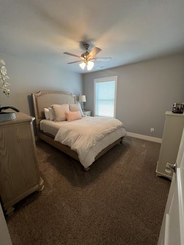 5964 Cottingham Dr, Murfreesboro, TN 37128