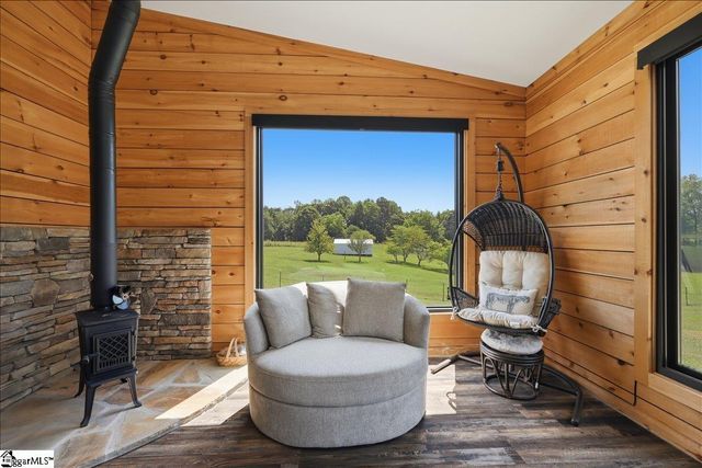 504 Ray Blackley Road, Inman, SC 29349