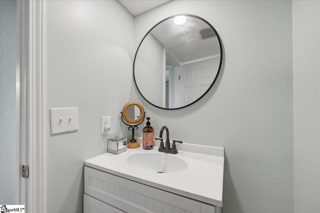 504 Ray Blackley Road, Inman, SC 29349