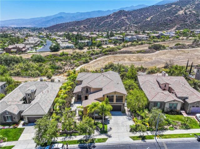 8203 Soft Winds, Corona, CA 92883