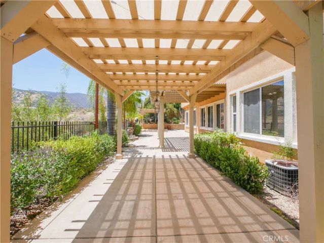 8203 Soft Winds, Corona, CA 92883