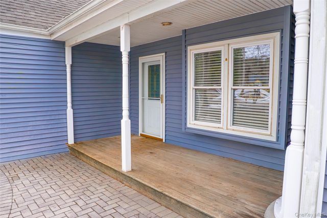 160 Pennsylvania Avenue, Medford, NY 11763