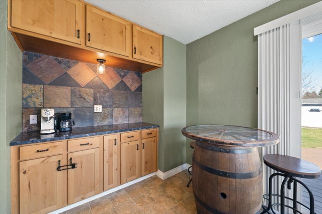 15217 E 16th Ave, Spokane Valley, WA 99037