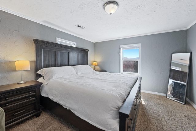 15217 E 16th Ave, Spokane Valley, WA 99037