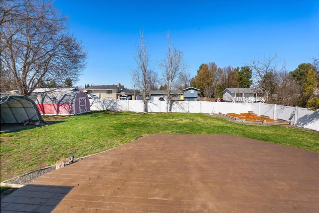 15217 E 16th Ave, Spokane Valley, WA 99037