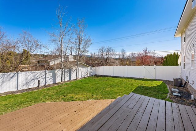 15217 E 16th Ave, Spokane Valley, WA 99037