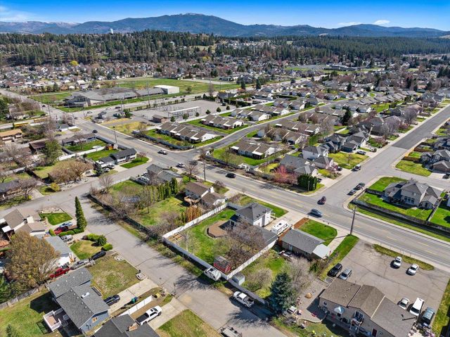 15217 E 16th Ave, Spokane Valley, WA 99037