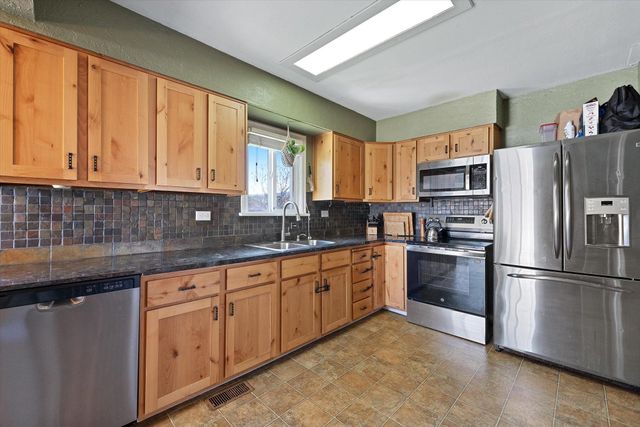 15217 E 16th Ave, Spokane Valley, WA 99037