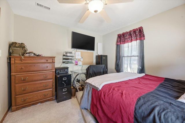 4609 NAVAJO Street, Council Bluffs, IA 51501
