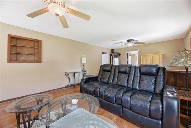 4609 NAVAJO Street, Council Bluffs, IA 51501