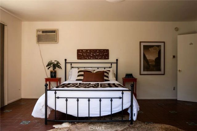 11318 Martha, North Hollywood, CA 91601