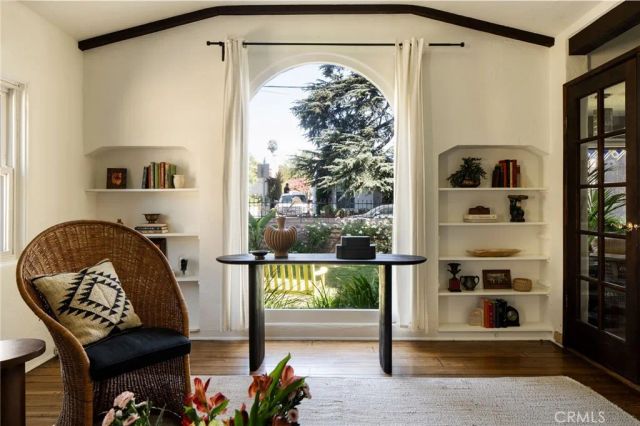 11318 Martha, North Hollywood, CA 91601