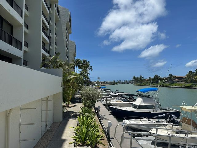 500 Lunalilo Home Road 22C, Honolulu, HI 96825