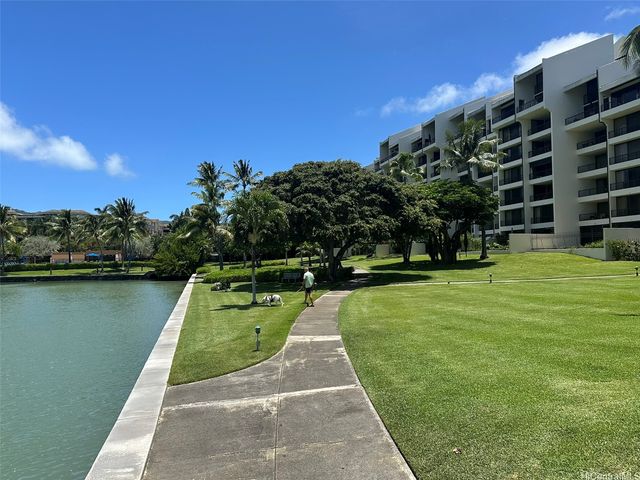 500 Lunalilo Home Road 22C, Honolulu, HI 96825
