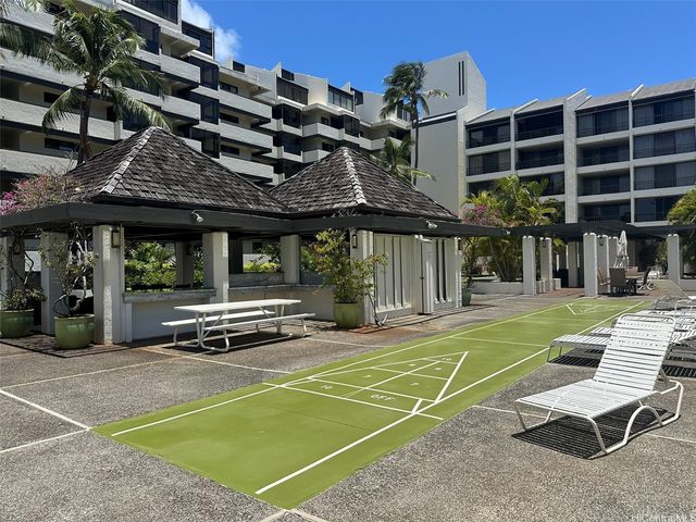 500 Lunalilo Home Road 22C, Honolulu, HI 96825