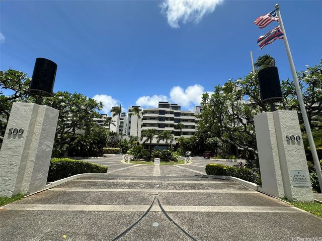 500 Lunalilo Home Road 22C, Honolulu, HI 96825