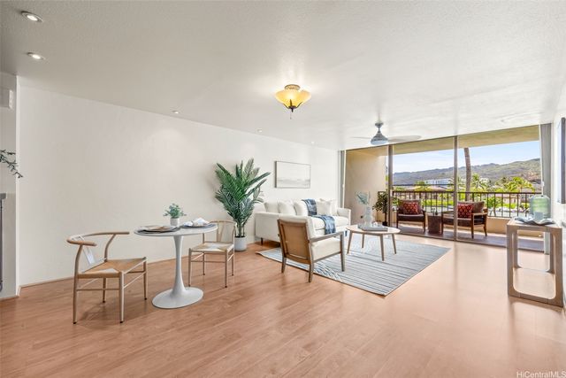 500 Lunalilo Home Road 22C, Honolulu, HI 96825