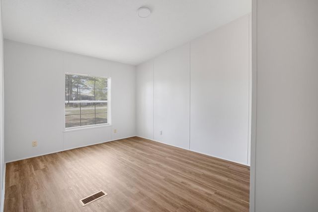 26 Jacob Street, Huntsville, TX 77320